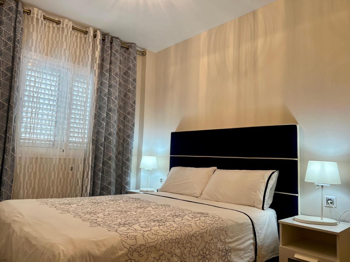 Apartamentos Dalia Vecindario  Bagian luar foto