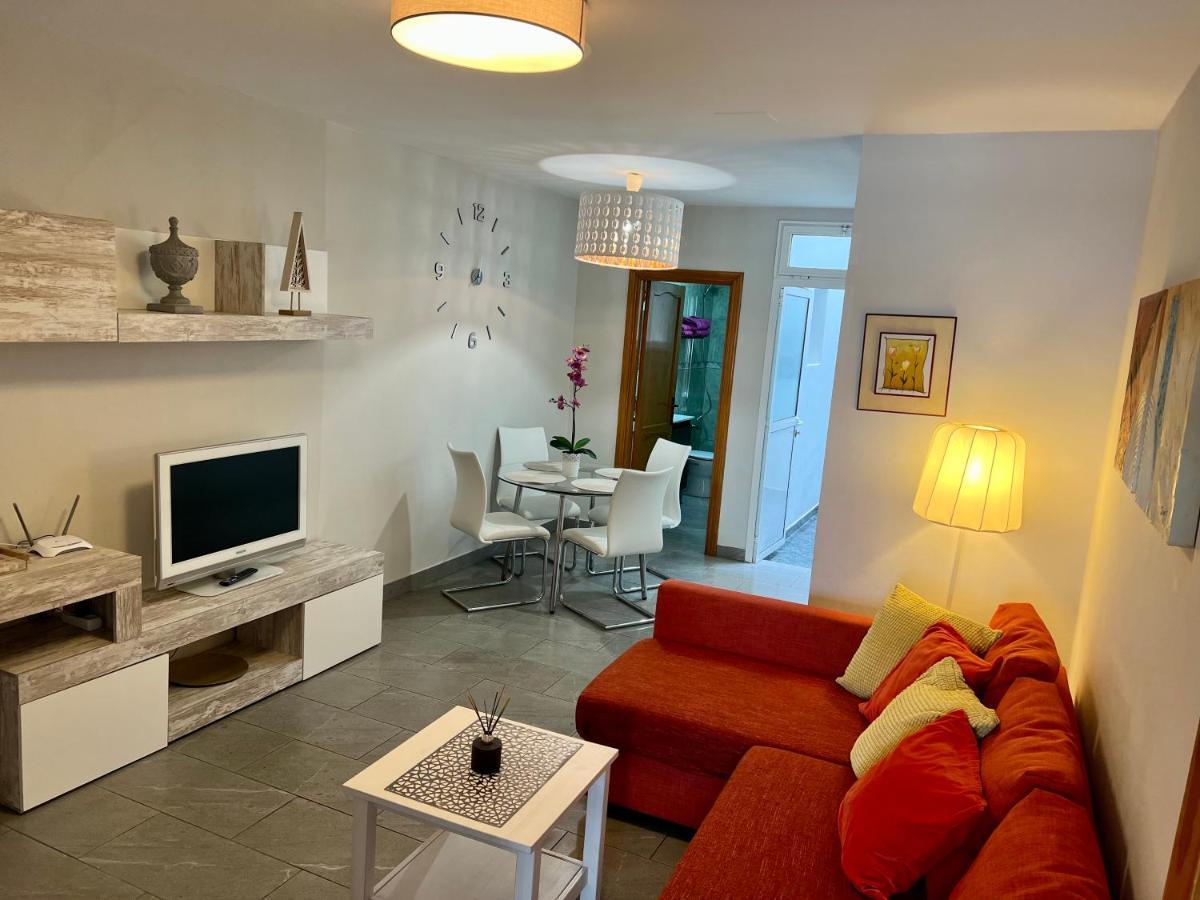 Apartamentos Dalia Vecindario  Bagian luar foto