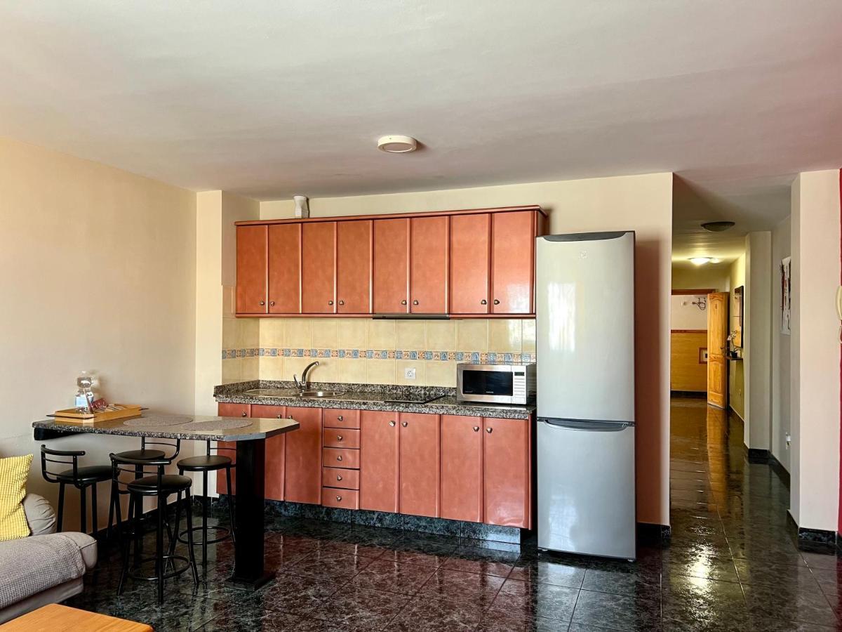 Apartamentos Dalia Vecindario  Bagian luar foto