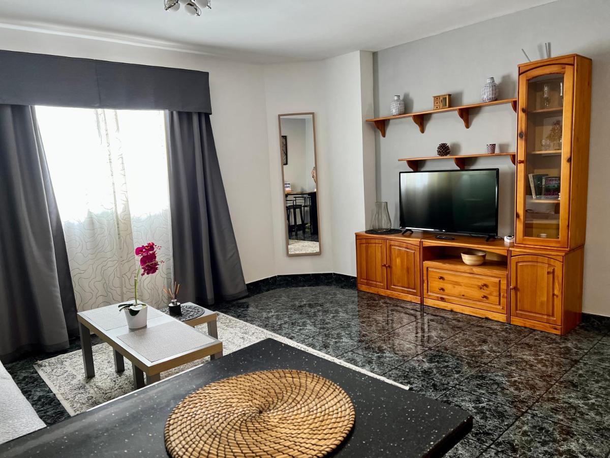 Apartamentos Dalia Vecindario  Bagian luar foto