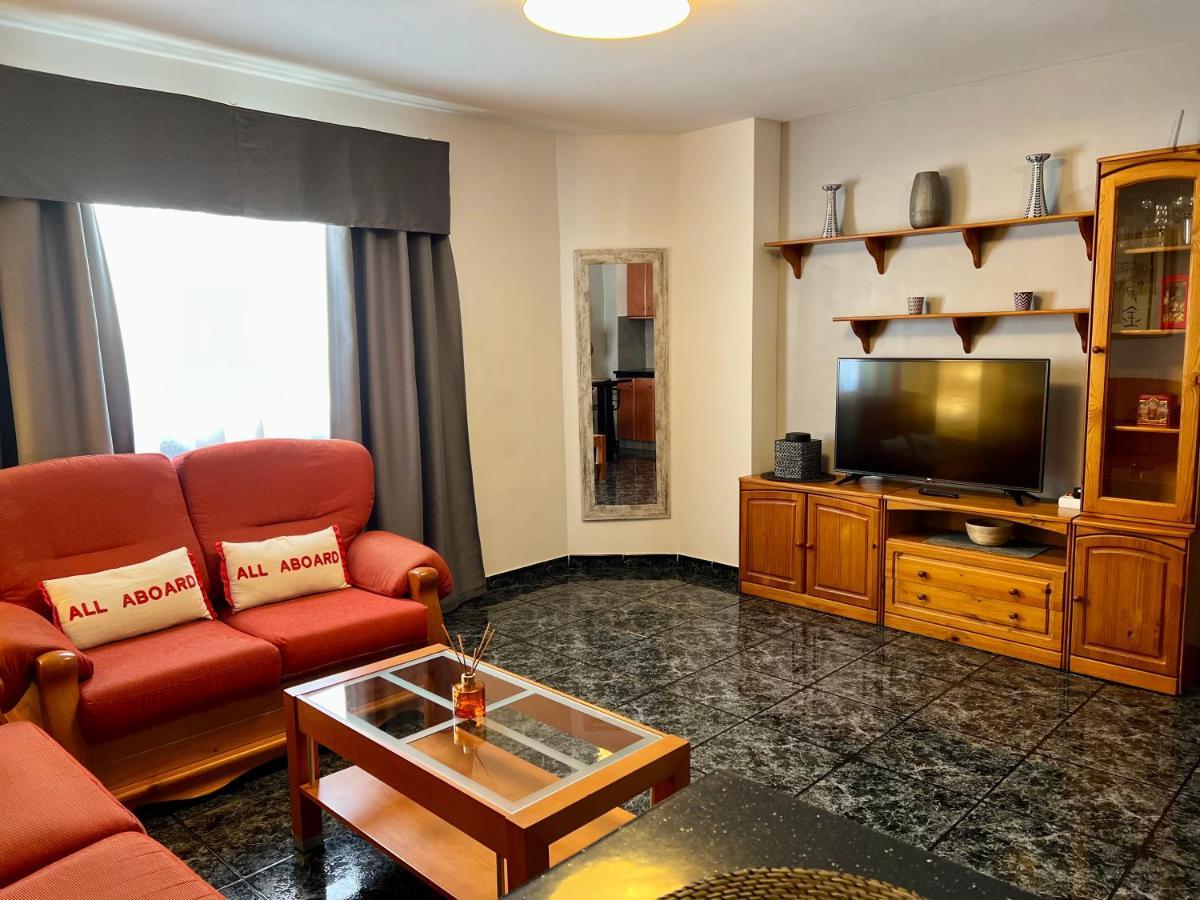 Apartamentos Dalia Vecindario  Bagian luar foto