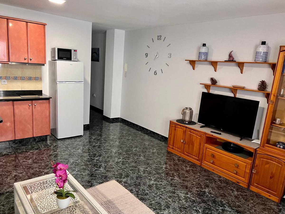 Apartamentos Dalia Vecindario  Bagian luar foto