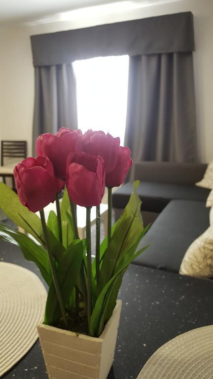 Apartamentos Dalia Vecindario  Bagian luar foto